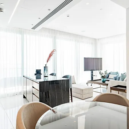 Апартаменты Del Mar Beachfront 3 Bedroom 'c'