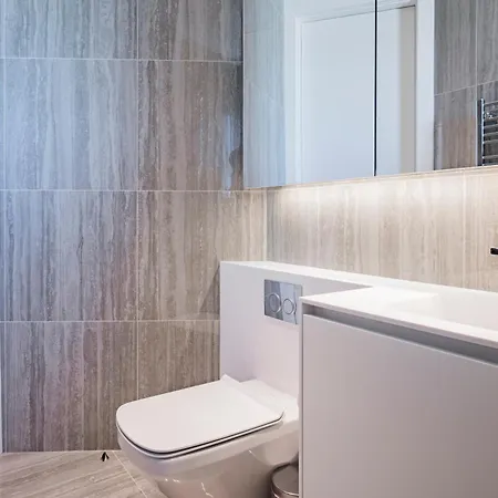 Апартаменты Del Mar Beachfront 3 Bedroom 'c' Лимасол